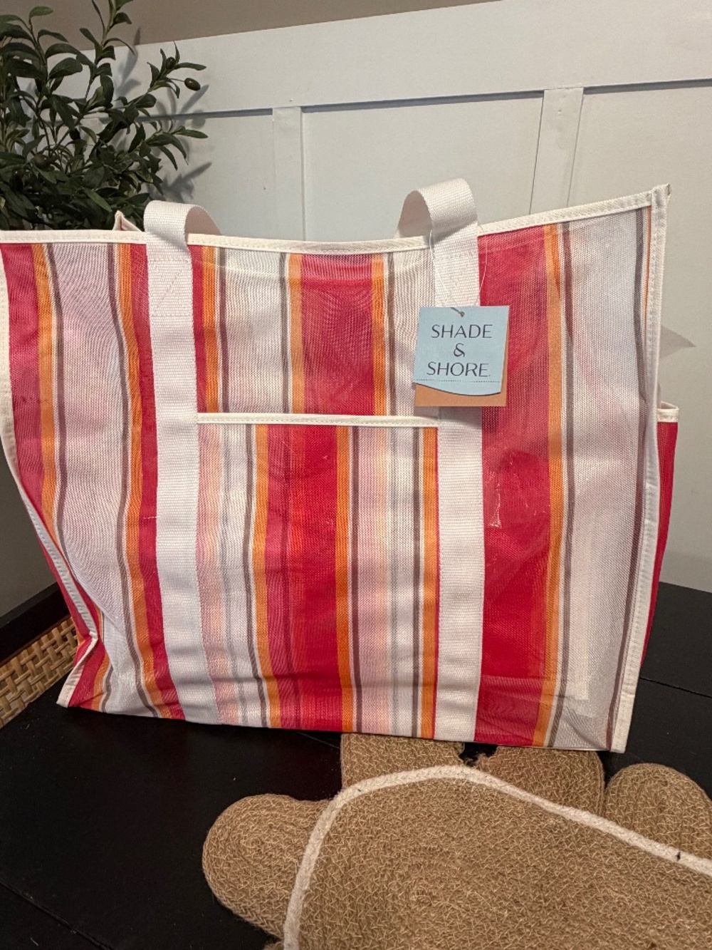 Shade & shore hand bag